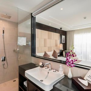 Deluxe Zimmer mit Kingsize-Bett
